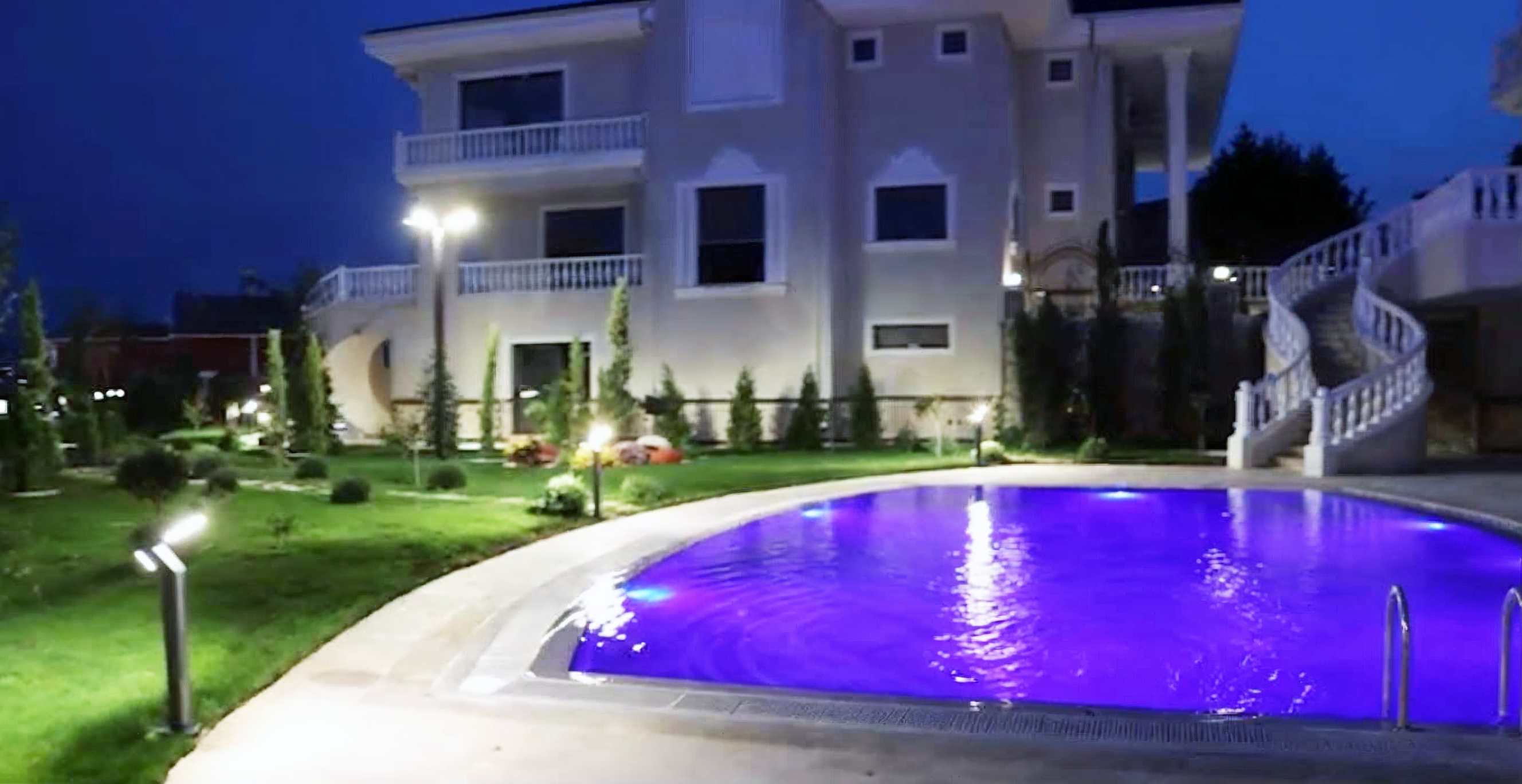 Ritz Konaklar Dış 4