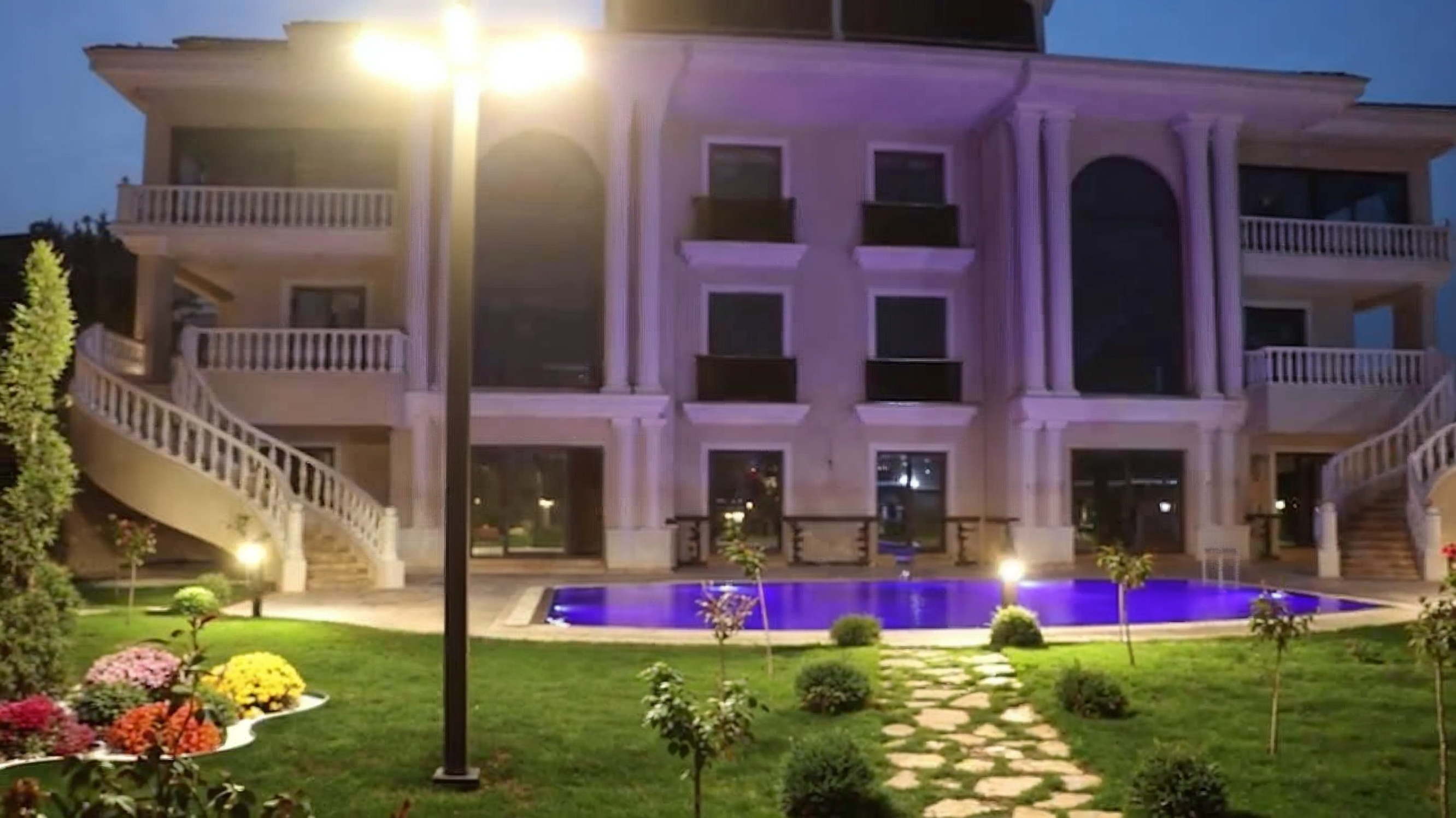 Ritz Konaklar Dış 6